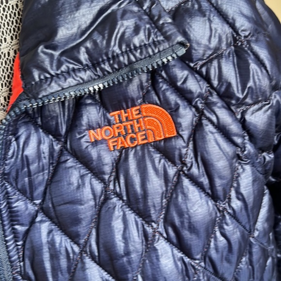 The North Face Jackets & Coats The North Face Thermoball Puffer